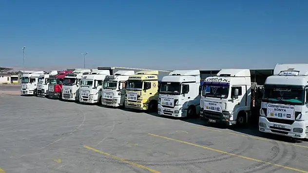 Konya'dan Pakistan'a 10 tır yardım malzemesi! Başkan Altay: Pakistan halkının her zaman yanındayız
