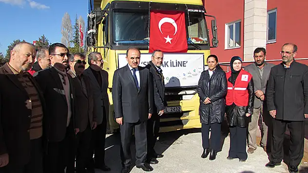 Konya'dan Şırnak'a yardım tırı