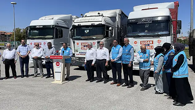 Konya'dan Sudan ve Somali'ye insani yardım malzemesi yüklü 3 tır gönderildi
