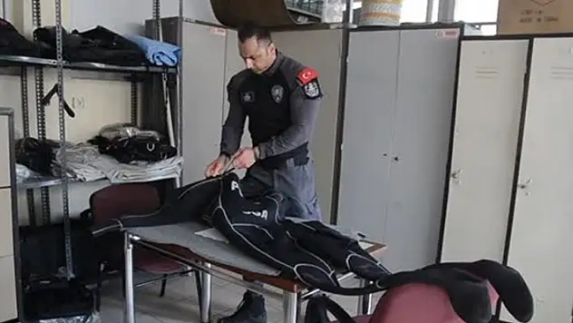 Konya Emniyetinin 'kurbağa adam'ı vücut geliştirmede de iddialı