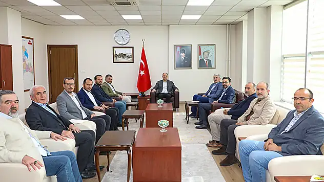 Konya Gazeteciler Cemiyeti Yönetimi'nden Vali  Özkan'a ziyaret