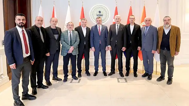 Konya Gazeteciler Cemiyeti'nden Bakan Çiftçi'ye hayırlı olsun ziyareti