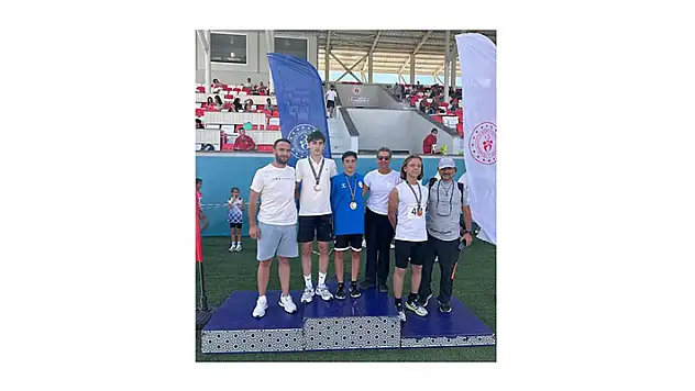 Konya Gençliksporlu atletlerden derece
