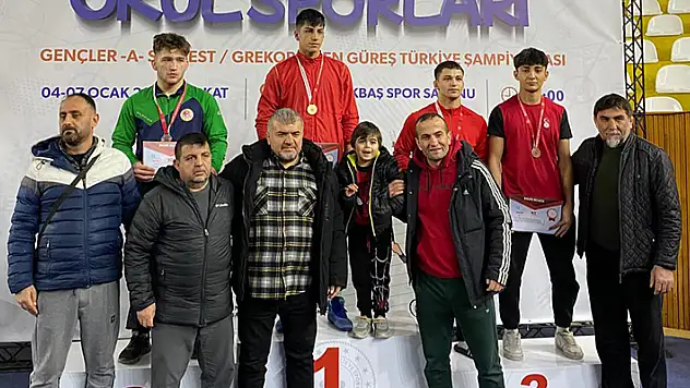 Konya Güreş Takımı Türkiye şampiyonu