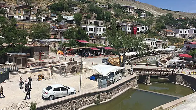 Konya halkı uzun bir aradan sonra hafta sonu sokağa çıktı