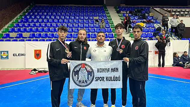 Konya Hansporlu tekvandocular 2 madalya ile döndü