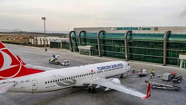 Konya Havalimanı'nda dikkat çeken trafik