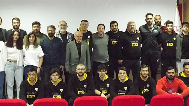 Konya hentbolu konuşuldu
