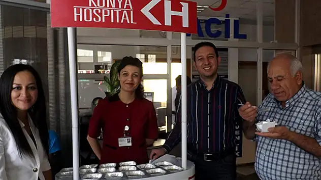 Konya Hospital'den aşure ikramı