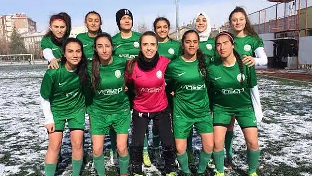 Konya İ.Y. Mersin'i ağırlıyor
