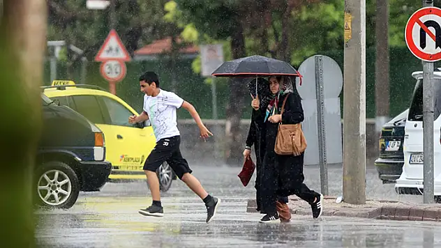 Konya için Meteoroloji saat vererek uyardı