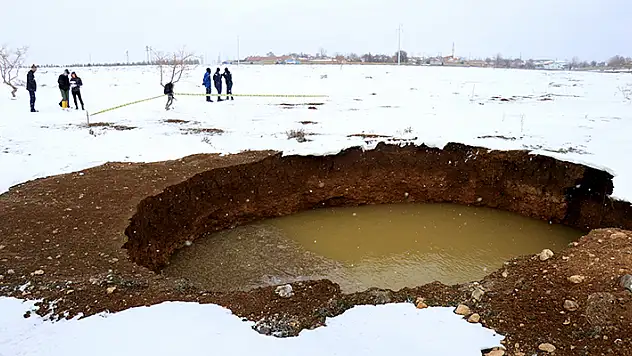 Konya için risk devam ediyor: Yoğun yağışlar yer altı boşluklarının obruğa dönüşmesini hızlandırıyor