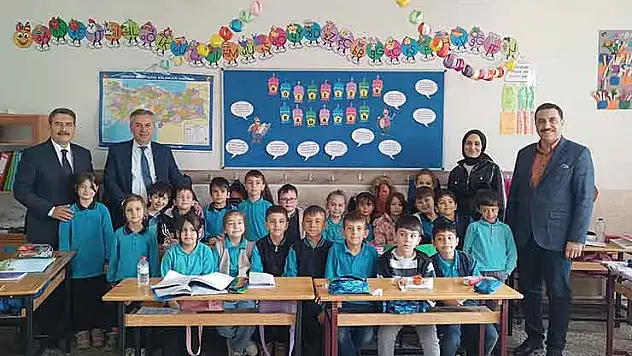 Konya İl Milli Eğitim Müdürü Yiğit, Meram'da okul ziyaretinde bulundu