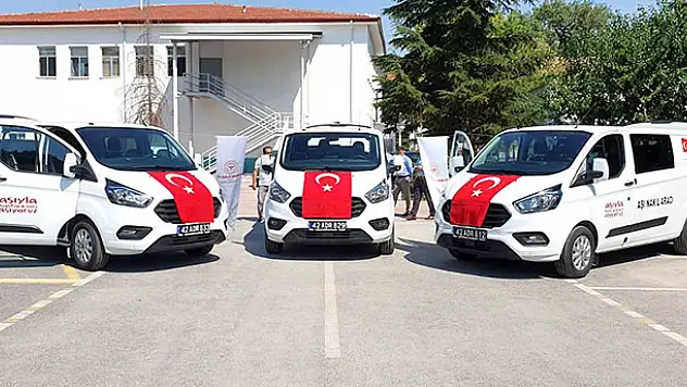 Konya İl Sağlık Müdürlüğü'ne üç araç  tahsis edildi