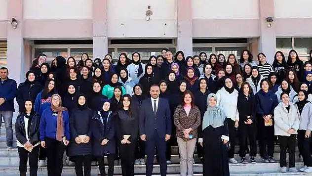 Konya İŞKUR Meslek Tanıtım Günü ile gençlerin yanında