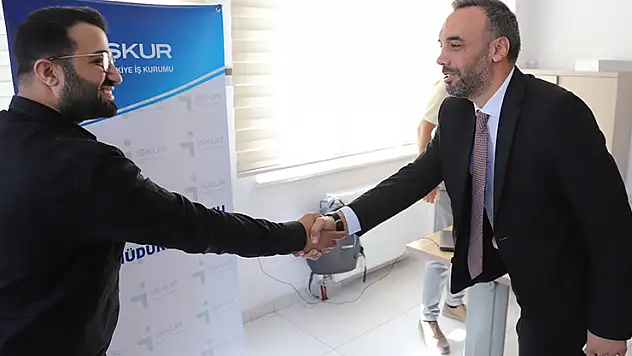 Konya İŞKUR'da iş buluşmaları sürüyor