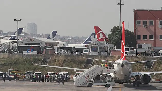 Konya-İstanbul uçağında bomba paniği