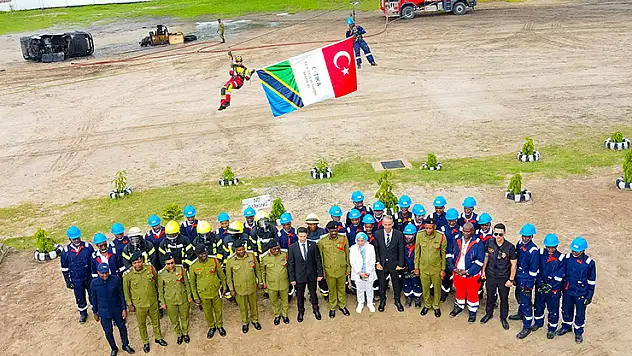 Konya İtfaiyesi Tanzanya'daki Yangın ve Arama Kurtarma Eğitimi programını tamamladı