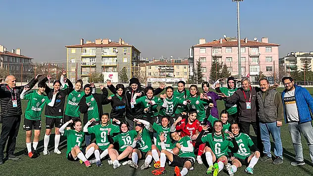Konya İY. ilk devreyi 5 puanla tamamladı