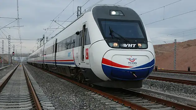 Konya-Karaman arası YHT'de bir yılda 448 bin 245 yolcu seyahat etti