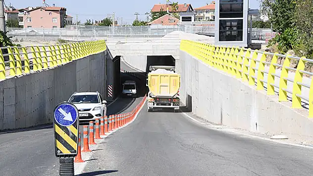 Konya-Karaman YHT hattında iki alt geçit trafiğe açıldı