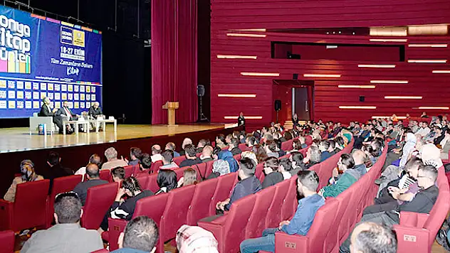 Konya Kitap Günleri'nde Barış Pınarı Harekatı konulu panel yapıldı