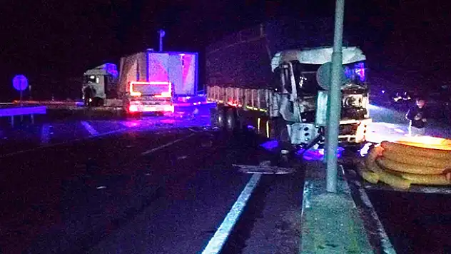 Konya Kulu'da tır ile kamyon çarpıştı: 2 yaralı