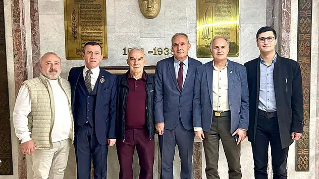 Konya Lisesi'nde anlamlı öğretmenler günü kutlaması