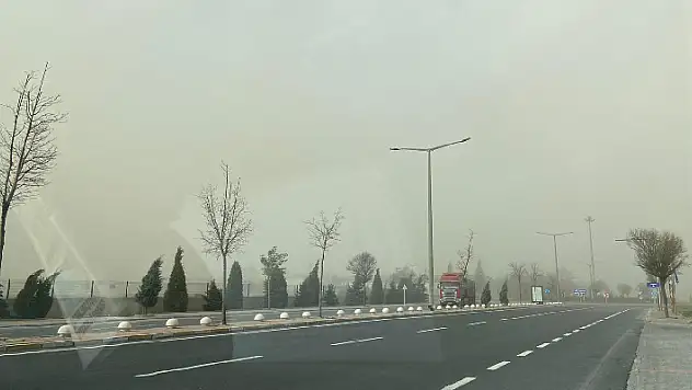 Konya lodosa teslim! Ankara yoluda 30 araç birbirine girdi