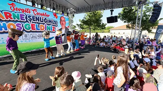 Konya Meram'da çocuklar doyasıya eğlendi