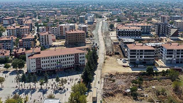 Konya Meram'da kentsel dönüşüme uygun yeni ulaşım aksları açılıyor