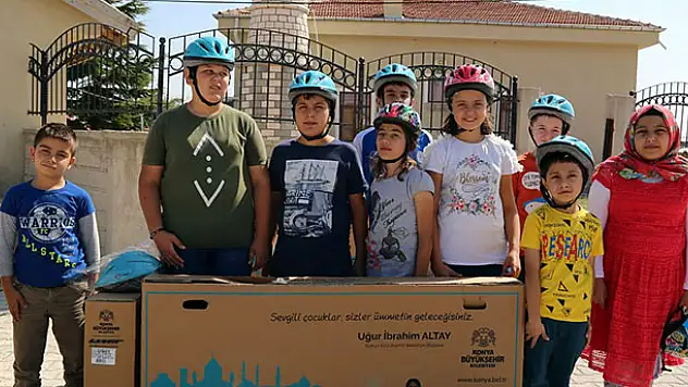 Konya merkezde bisiklet dağıtımı başladı