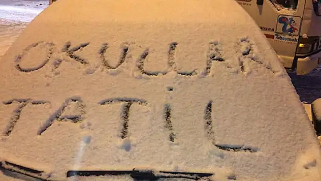 Konya merkezle birlikte tüm ilçelerde eğitime ara verildi