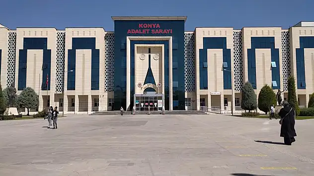 Konya merkezli 2 ilde düzenlenen  FETÖ operasyonunda 4 kişi gözaltına alındı
