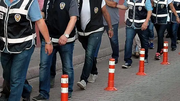 Konya merkezli 28 ilde FETÖ operasyonu: 50 gözaltı kararı