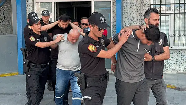 Konya merkezli 4 ilde dolandırıcılık operasyonu: 11 gözaltı