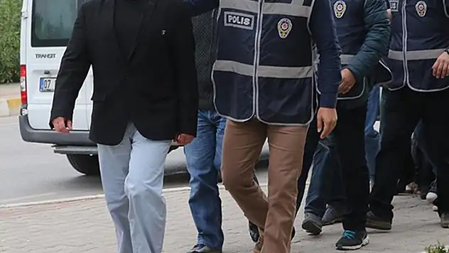 Konya merkezli 4 ilde düzenlenen FETÖ operasyonunda 5 şüpheli gözaltına alındı
