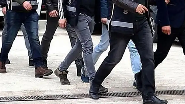 Konya merkezli 4 ilde FETÖ operasyonu: 12 gözaltı
