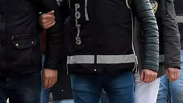 Konya merkezli 5 ilde FETÖ/PDY operasyonu: 6 gözaltı
