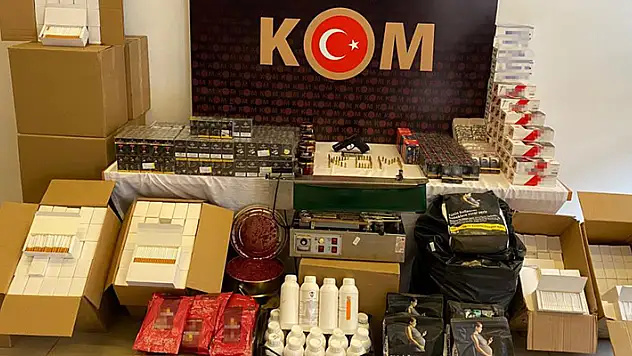 Konya merkezli 5 ilde kaçak sigara operasyonu: 9 gözaltı
