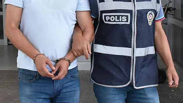 Konya merkezli 6 ilde FETÖ operasyonu: 14 kişi hakkında yakalama kararı çıkarıldı