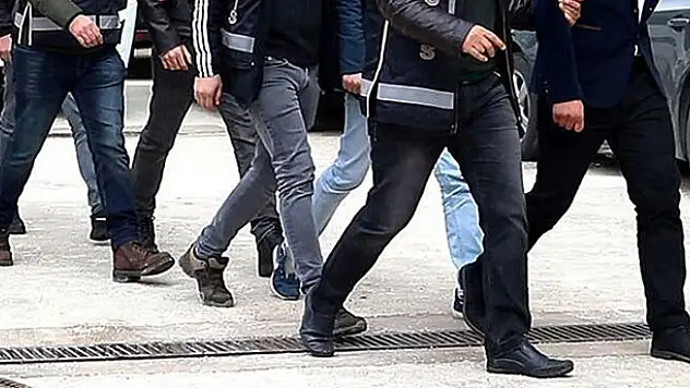 Konya merkezli 7 ilde FETÖ operasyonu: 8 gözaltı kararı