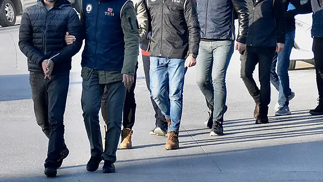 Konya merkezli 9 ilde FETÖ operasyonu: 11 gözaltı

