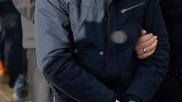 Konya merkezli FETÖ'nün 'mahrem imamlarına' yönelik operasyonda 6 tutuklama