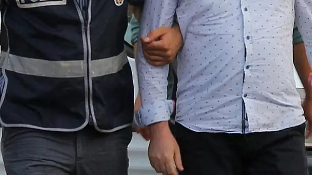 Konya merkezli FETÖ operasyonunda 5 şüpheli gözaltına alındı
