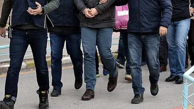 Konya merkezli FETÖ operasyonunda 7 şüpheli gözaltına alındı