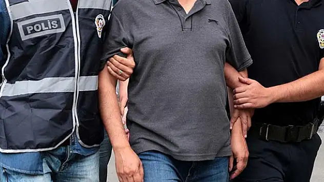 Konya merkezli FETÖ operasyonunda 7 tutuklama
