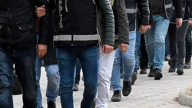 Konya merkezli FETÖ'ye yönelik 'ankesörlü telefon' operasyonunda gözaltına alınanların sayısı 18'e yükseldi