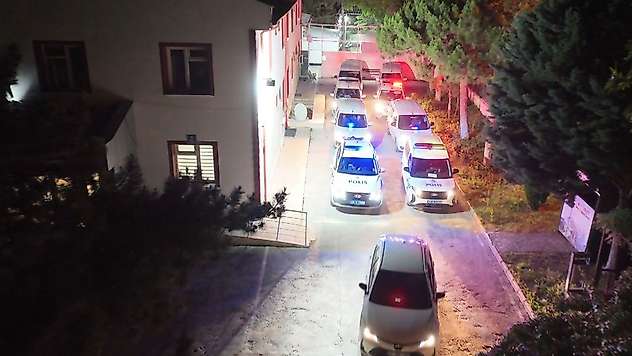 Konya merkezli göçmen kaçakçılığı operasyonuna darbe!