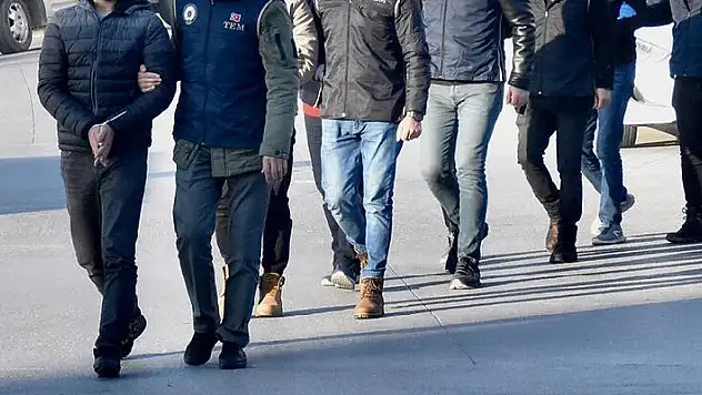 Konya merkezli operasyonda ortaya çıktı: FETÖ, sadakatli öğrencileri TSK'ya sokabilmek için aileleri ikna turuna çıkmış
